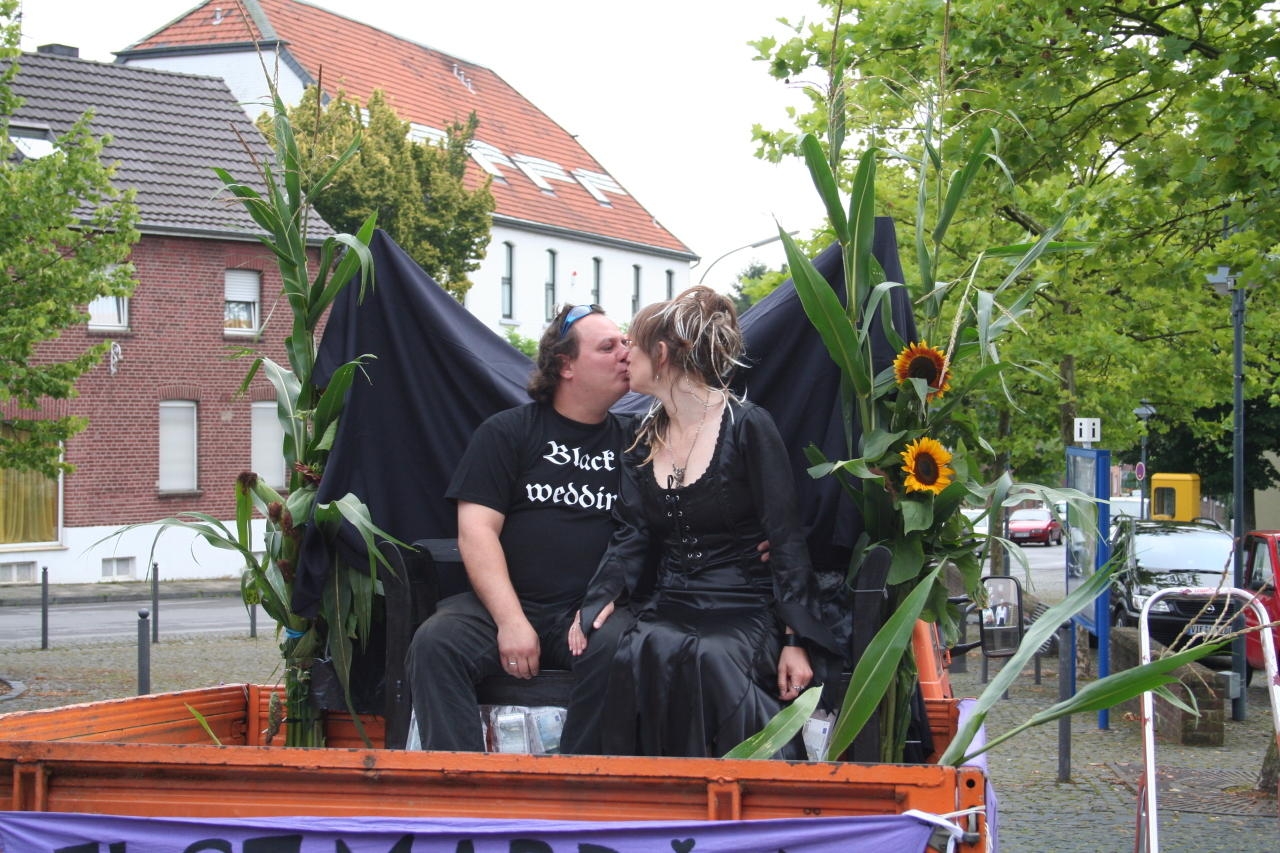 Pitch Black Rock Metal Cafe In Niederkruchten Hochzeit